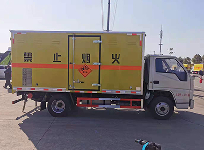 望奎爆破器材运输车